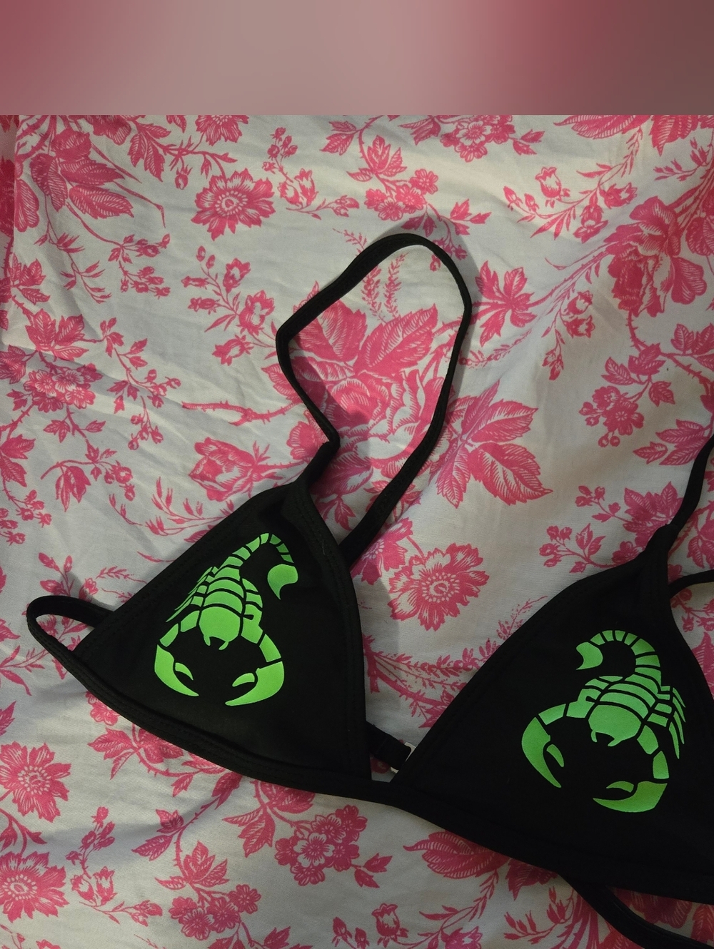Brand New Scorpion Print Gothic Rocker Triangle Bikini Top Small - Picture 2 of 5